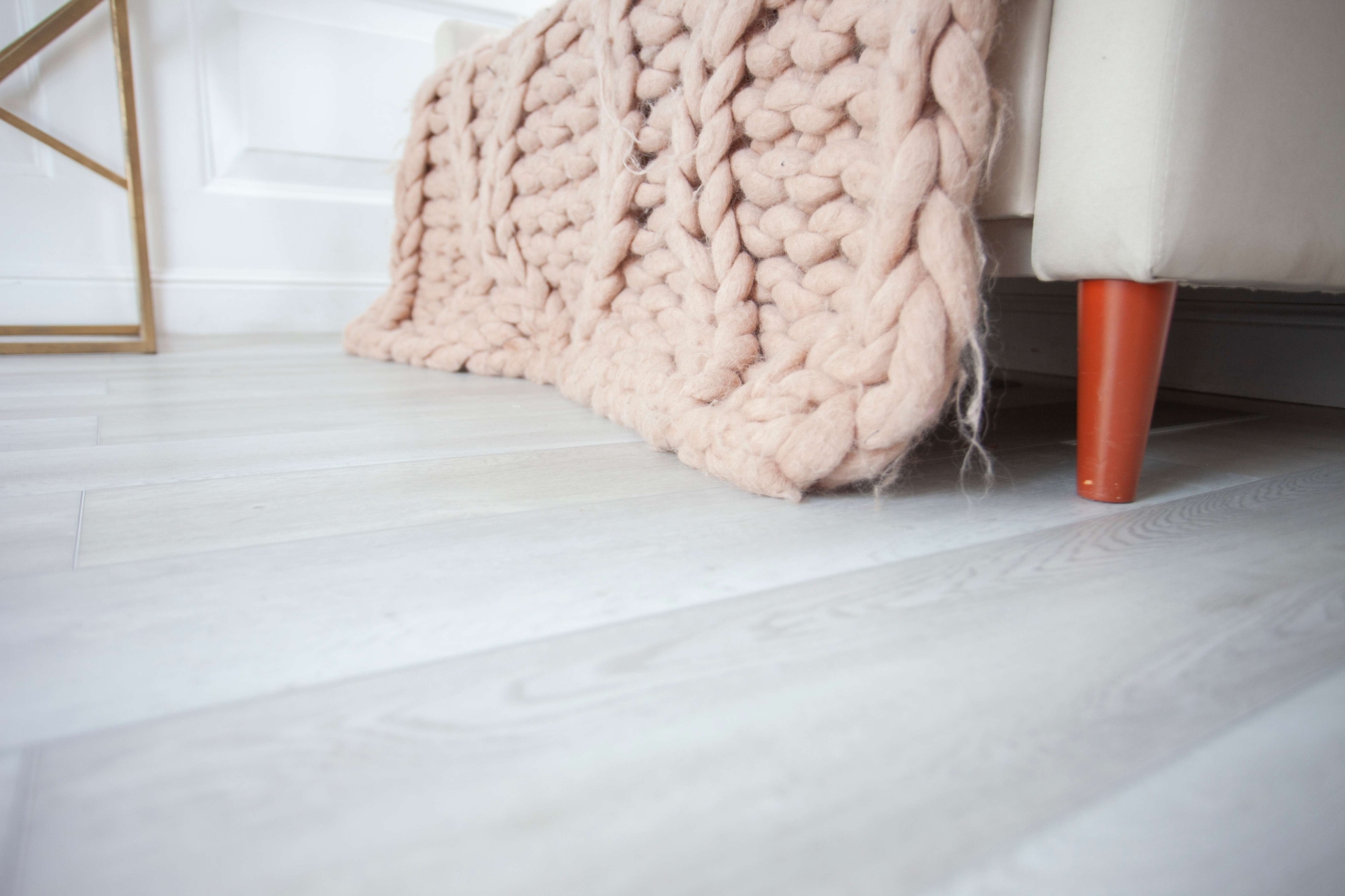 SPC ламинат «Damy Floor» Дуб Зимний (1220*180*4 мм) — купить в Лесном