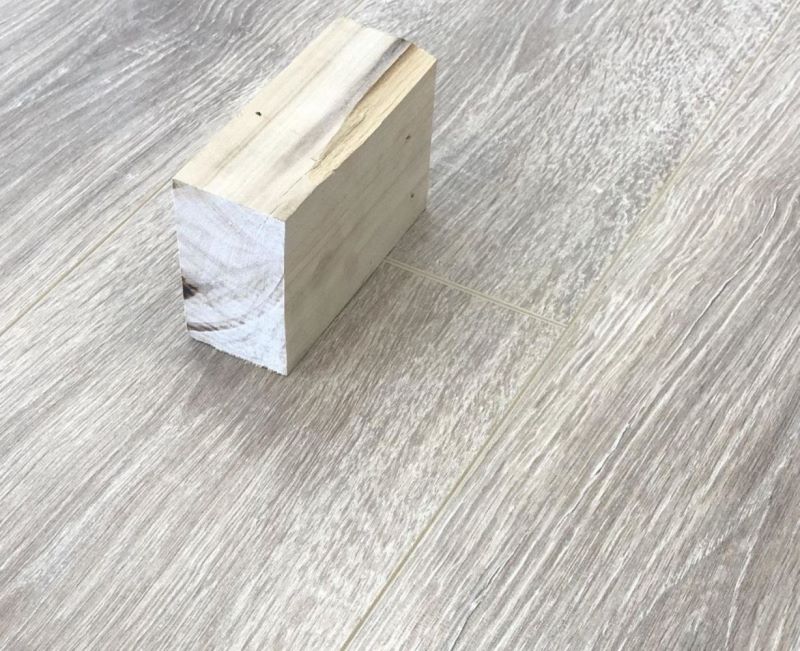 Ламинат "SunFloor" 8/32 4V Дуб Джонсон 32 (1380*193*8 мм) — купить в Лесном