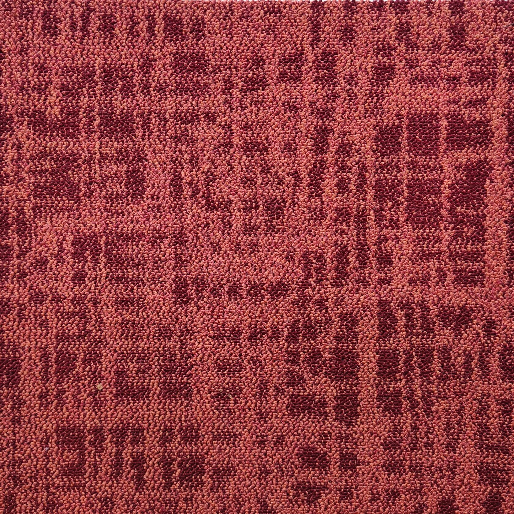 Ковровое покрытие "Bonkeel" Soul One Red (ширина 4м) — купить в Лесном