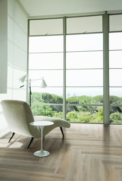 Кварцвиниловая плитка "LG" Орешник классический (1200*180*2 мм) — купить в Лесном